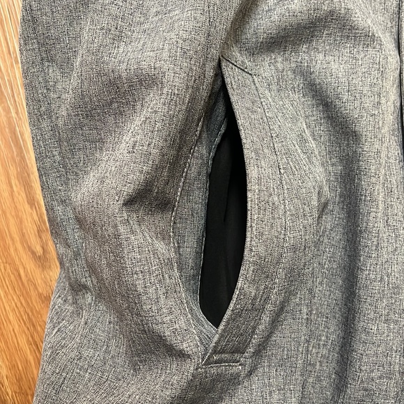 Levi’s Men’s Sherpa Lined Full Zip Performance Jacket - Picture 8 of 10